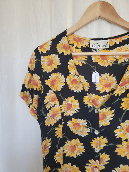 🖤 The Evening Garden - vintage long black dress with yellow flowerprint - size M/L
