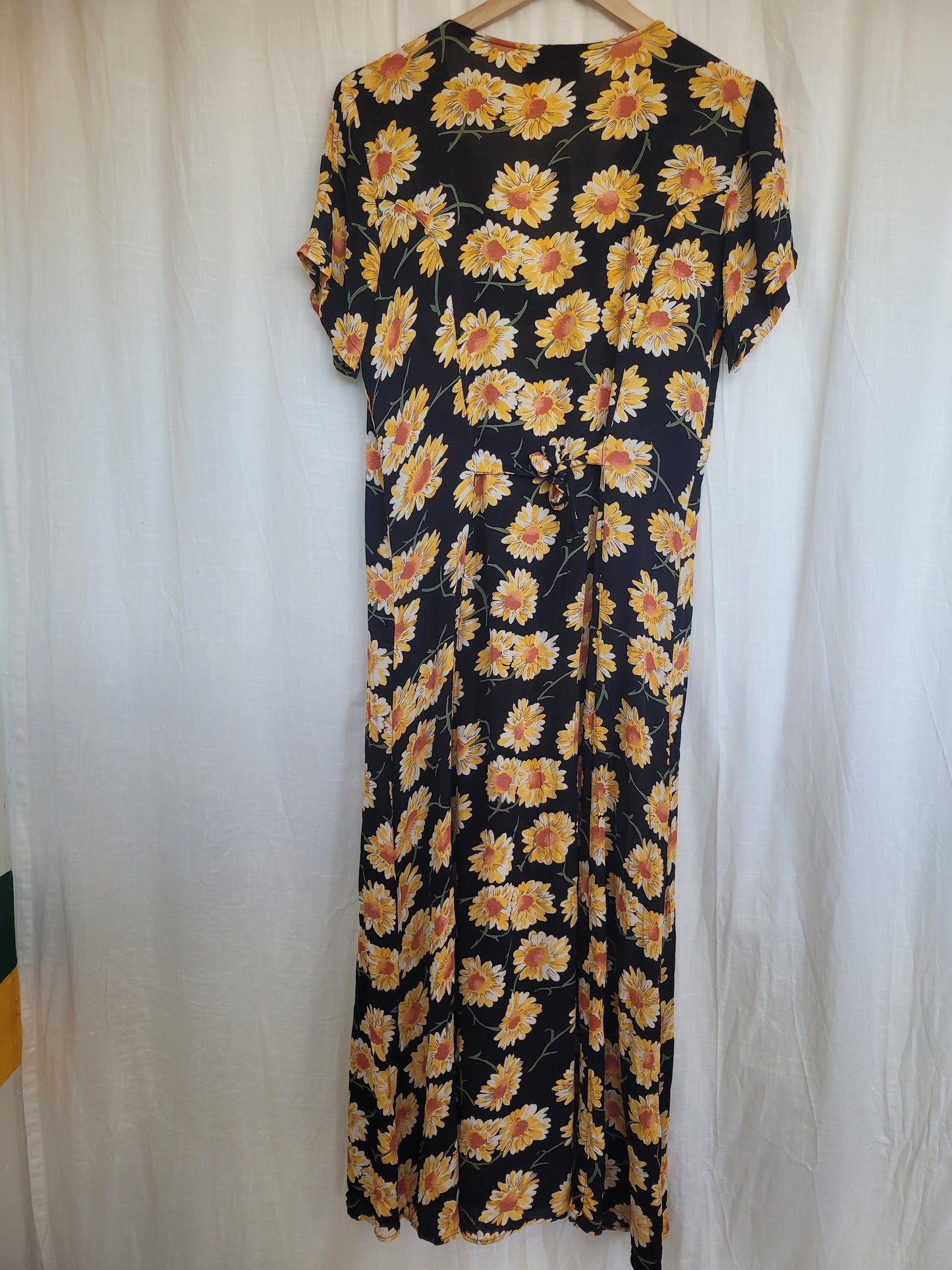 🖤 The Evening Garden - vintage long black dress with yellow flowerprint - size M/L