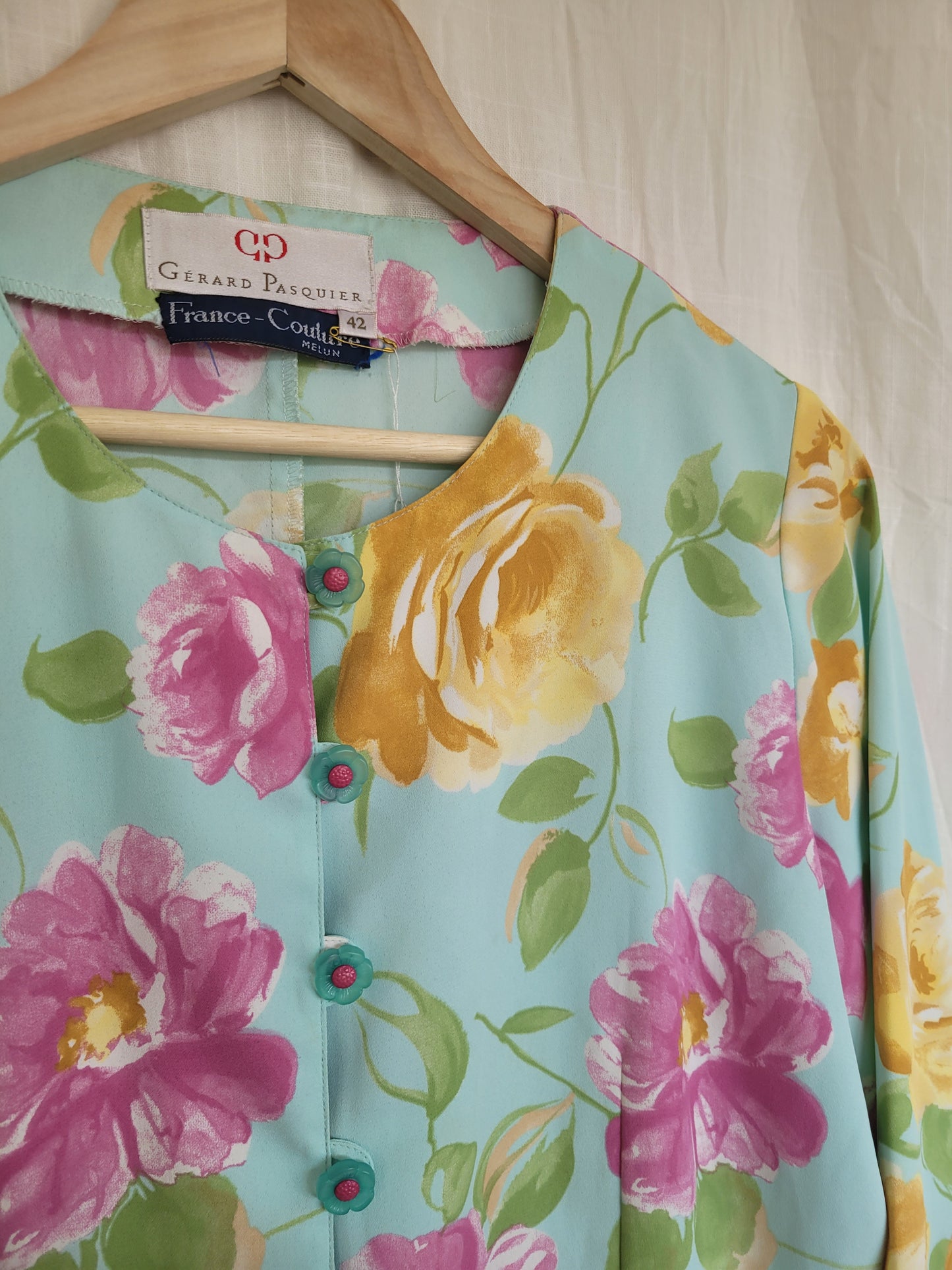 💙 Pastel Garden - vintage shirt with flower patterns and buttons (Perfectly Imperfect) - size L