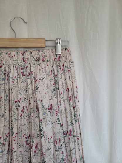💗 Blush Bloom - vintage skirt with flower pattern - size M/L