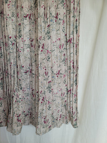 💗 Blush Bloom - vintage skirt with flower pattern - size M/L