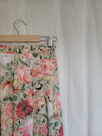 🌸 Blushing Garden - vintage skirt with flower pattern - size S