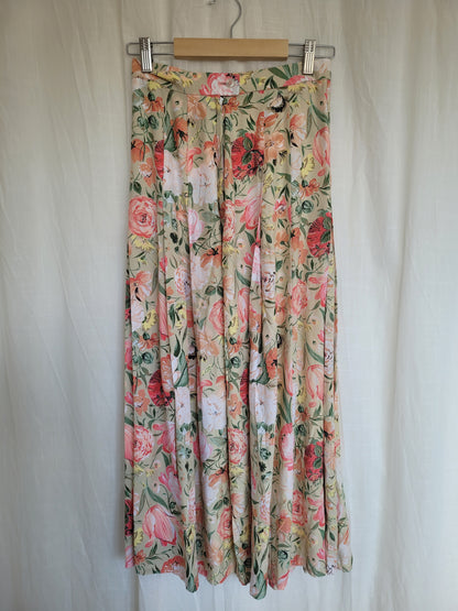 🌸 Blushing Garden - vintage skirt with flower pattern - size S