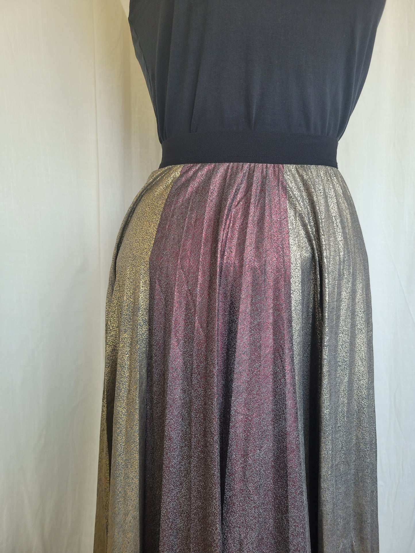 💫 Moonbeam Movement - flowy skirt from shimmering fabrics - size M