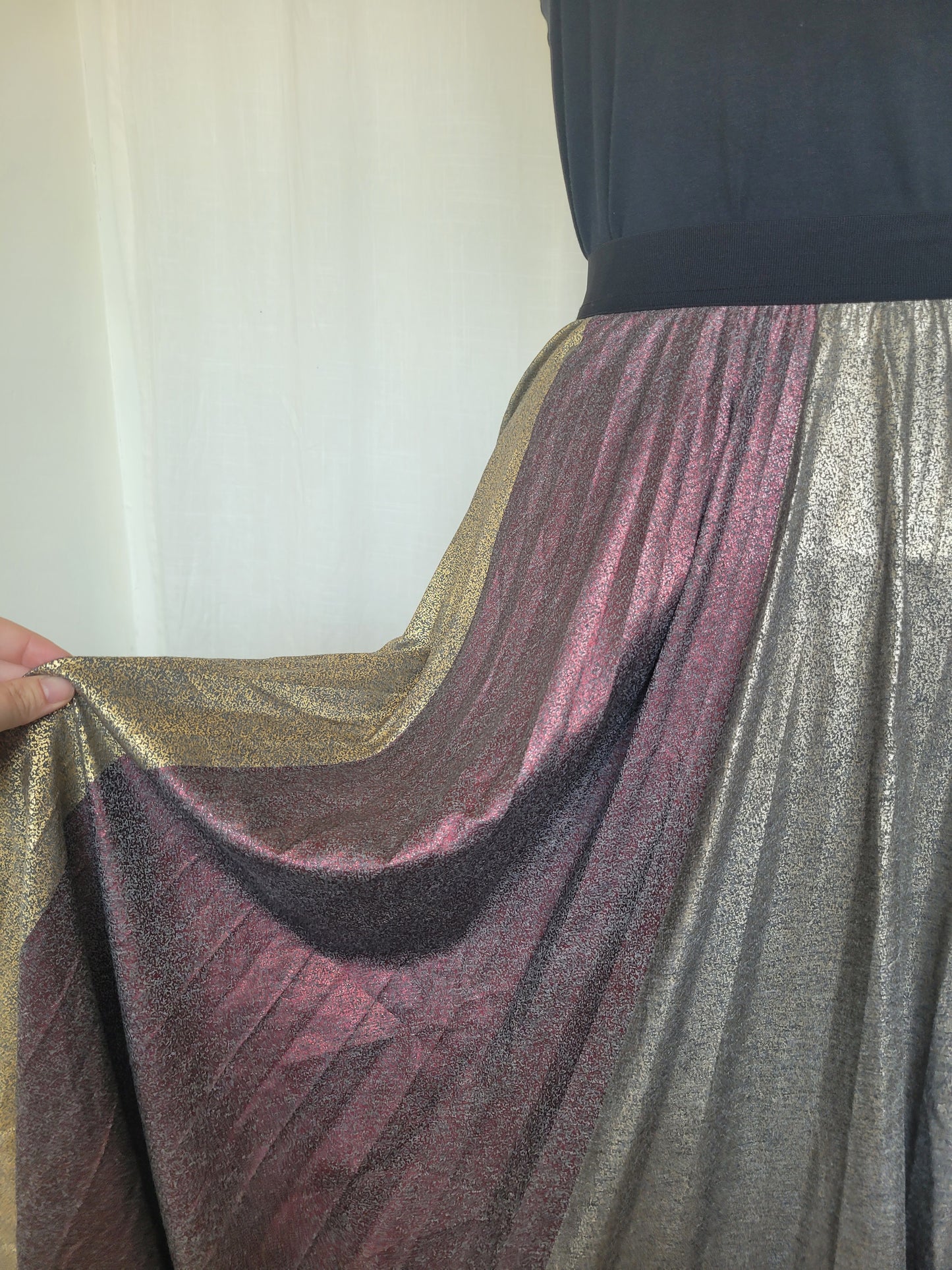 💫 Moonbeam Movement - flowy skirt from shimmering fabrics - size M