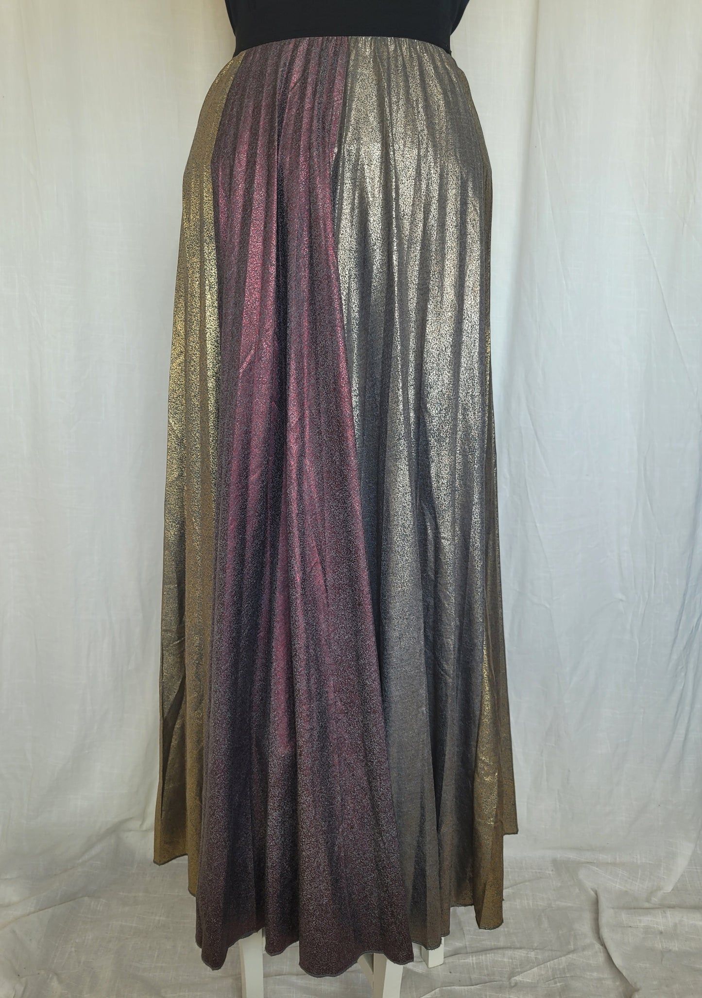 💫 Moonbeam Movement - flowy skirt from shimmering fabrics - size M