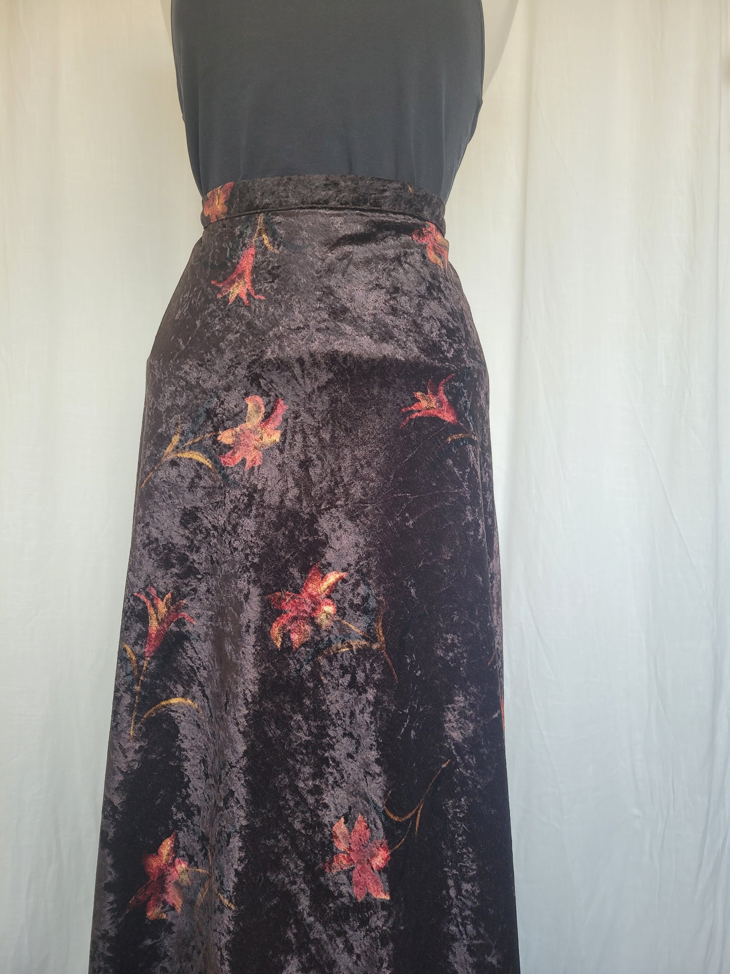 🔮 Witching Hour - vintage dark brown velvet skirt - size L