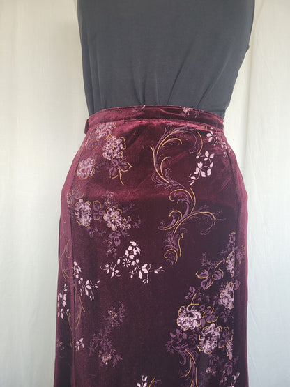 🖤 Velvet Night - long velvet vintage skirt with front and back slits and flower patterns - size M