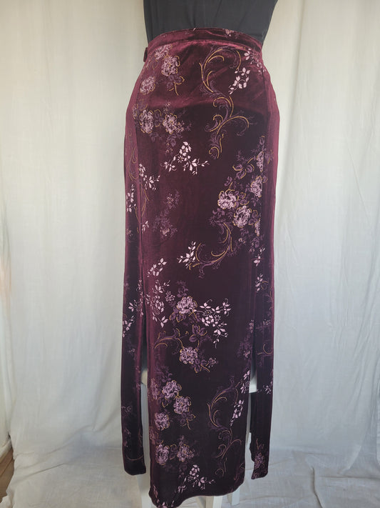 🖤 Velvet Night - long velvet vintage skirt with front and back slits and flower patterns - size M
