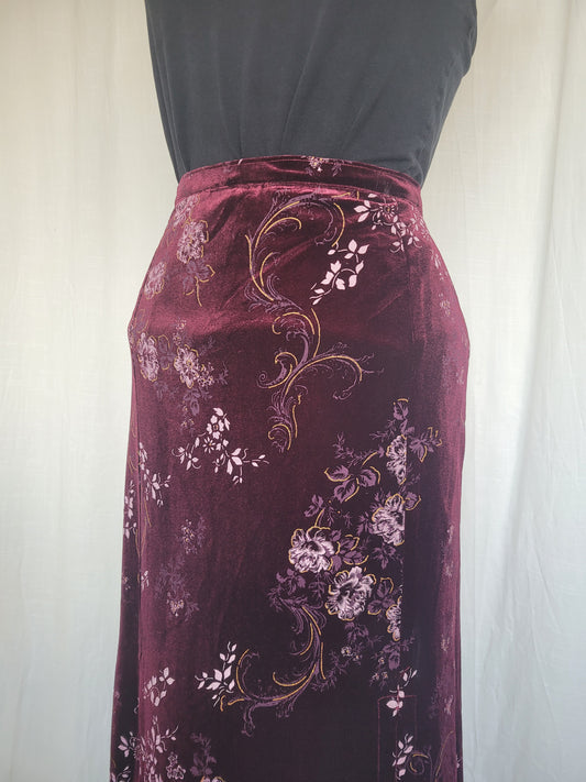 🖤 Velvet Night - long velvet vintage skirt with front and back slits and flower patterns - size M
