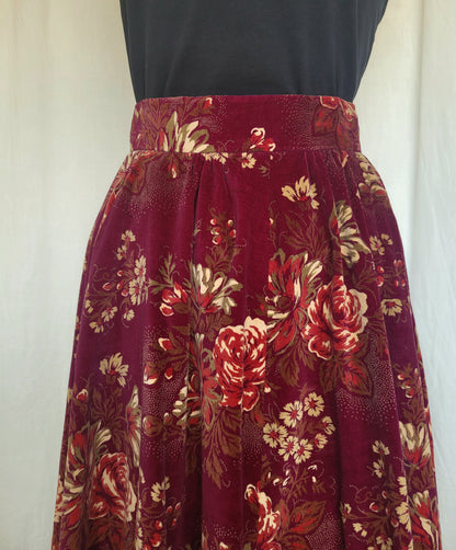 🌙 Midnight Rose Garden - flowy vintage velvet skirt - size M