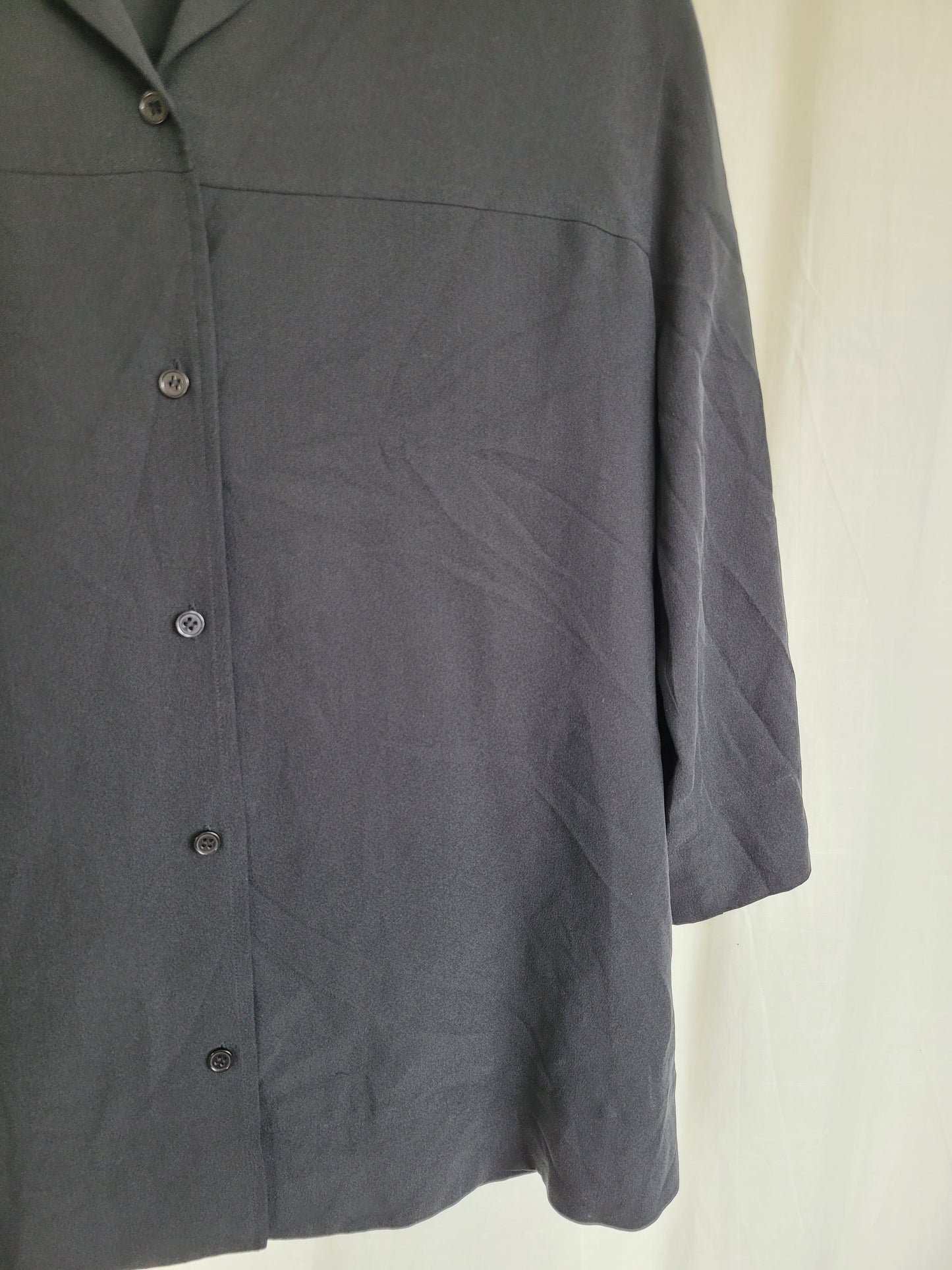 ✨ Timeless Night - vintage black silk blouse - size M/L