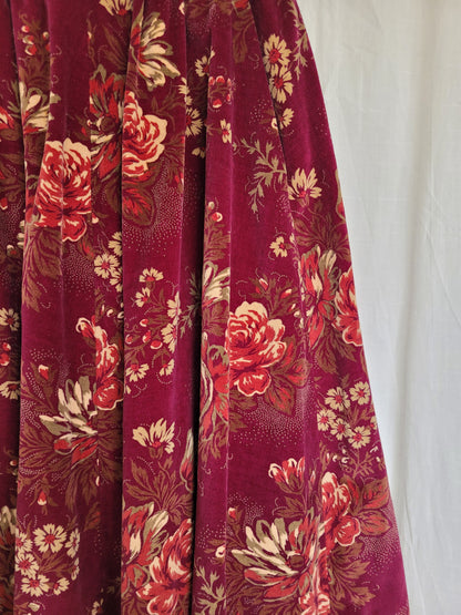 🌙 Midnight Rose Garden - flowy vintage velvet skirt - size M