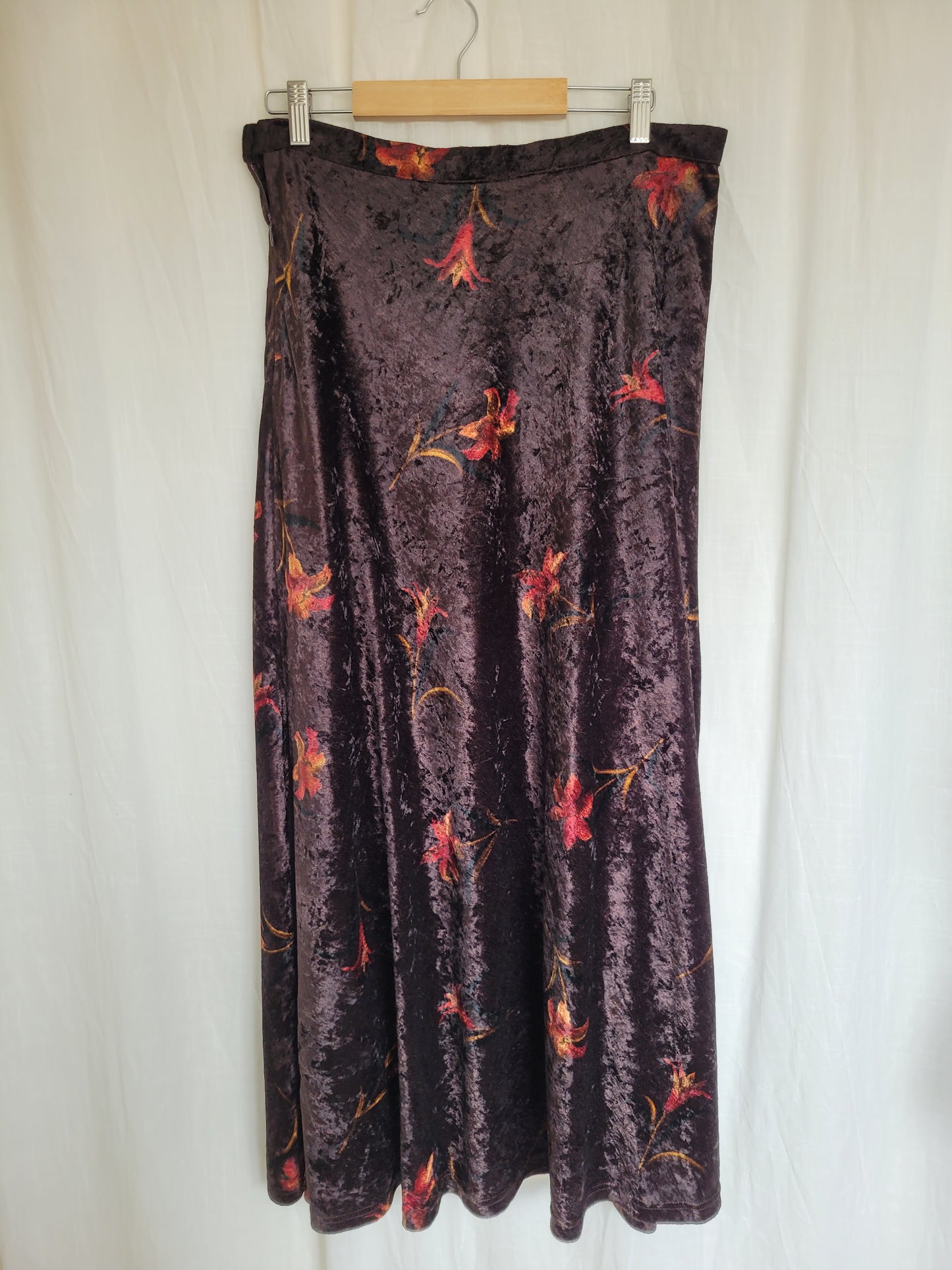 🔮 Witching Hour - vintage dark brown velvet skirt - size L
