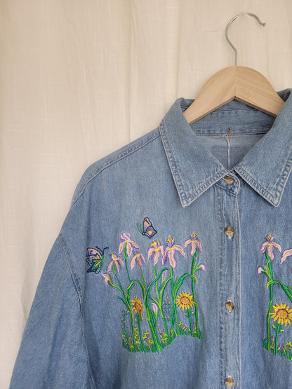 ✨ The Happy Denim - vintage denim shirt with embroidered details - size XL/XXL