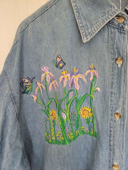 ✨ The Happy Denim - vintage denim shirt with embroidered details - size XL/XXL