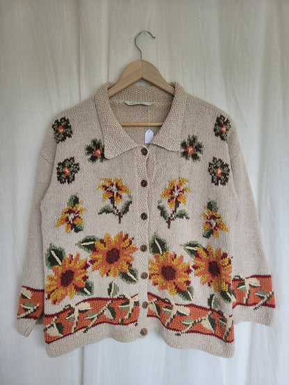 🌼 Sunflower Glow - vintage sunflower cardigan - size M/L
