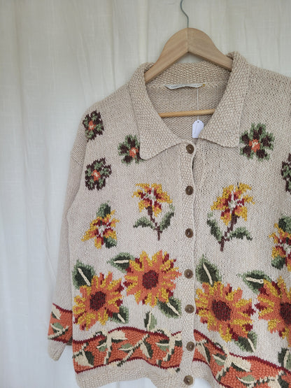 🌼 Sunflower Glow - vintage sunflower cardigan - size M/L