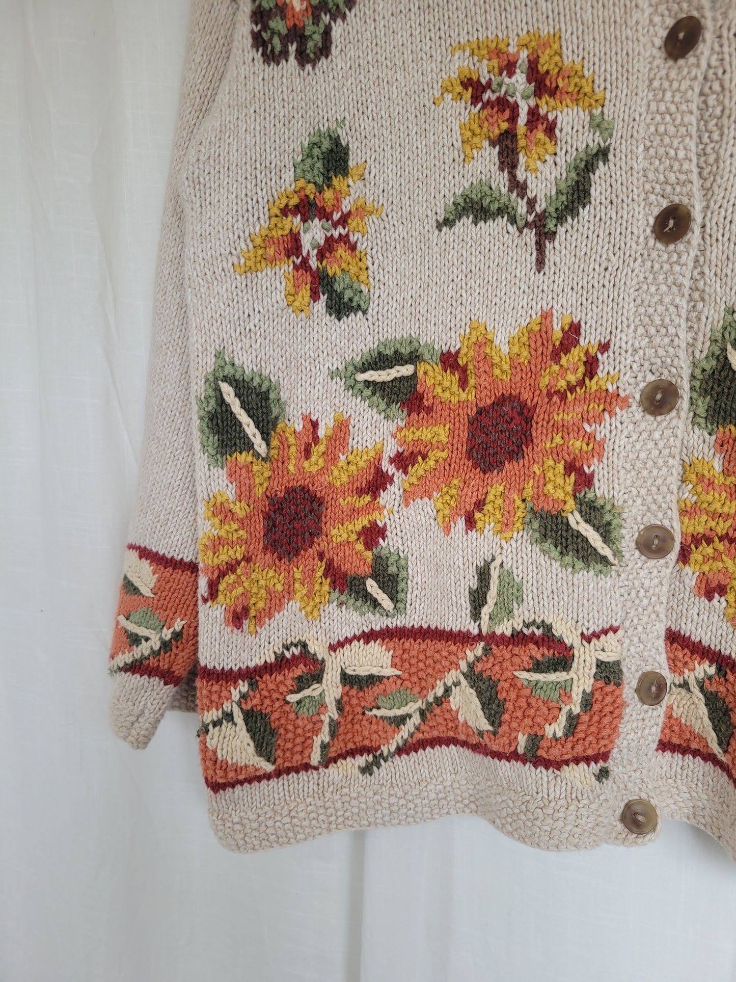 🌼 Sunflower Glow - vintage sunflower cardigan - size M/L