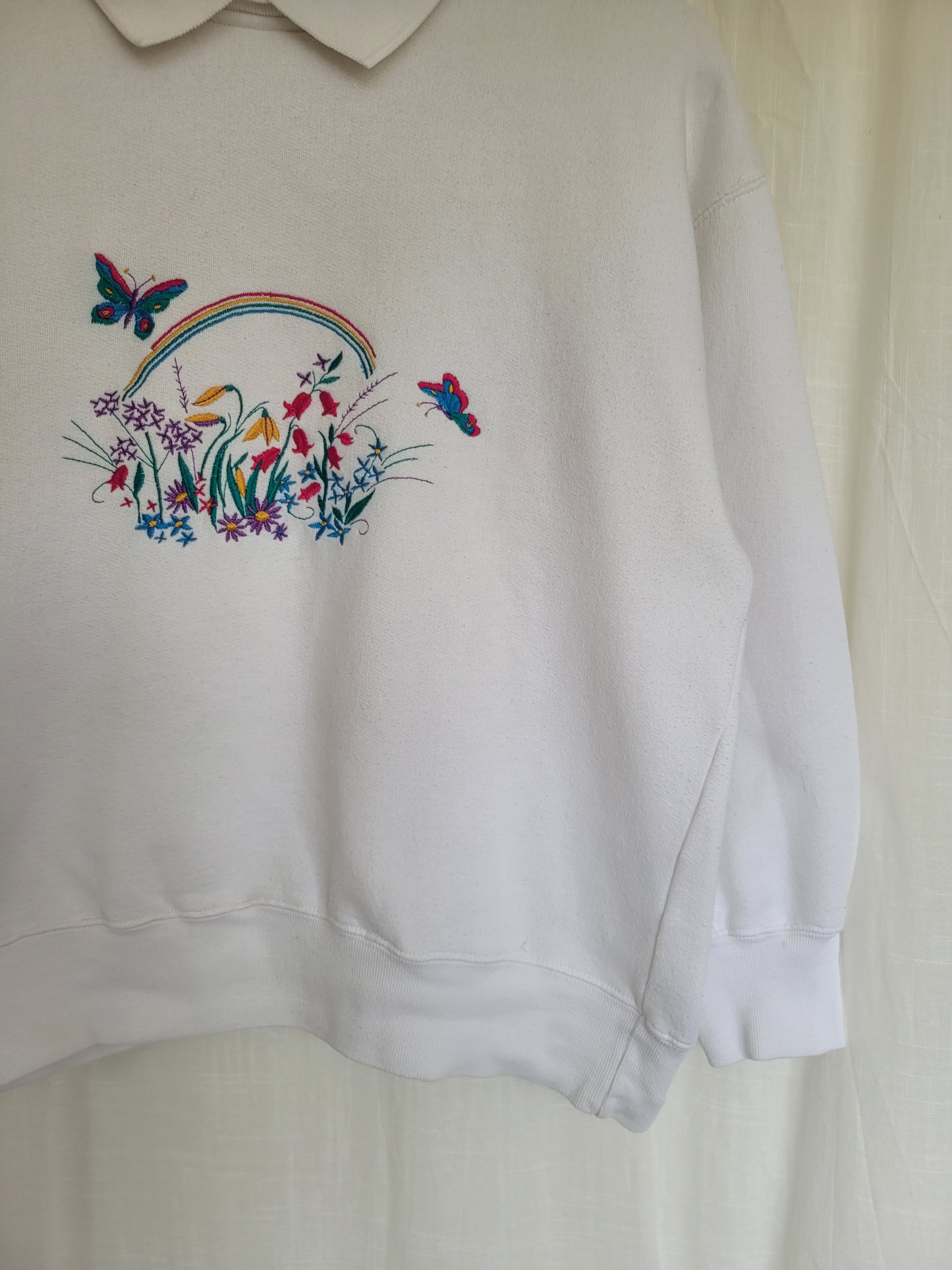 🌸 Bloom & Flutter - vintage Tulchan crewneck sweater with embroidered details - size S