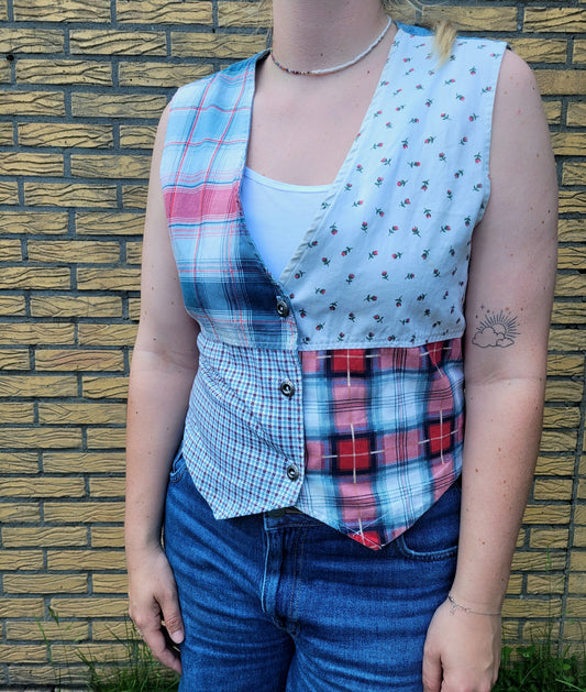 🌿 Checks & Blooms - vintage denim/patchwork gilet (Perfectly Imperfect) - size L