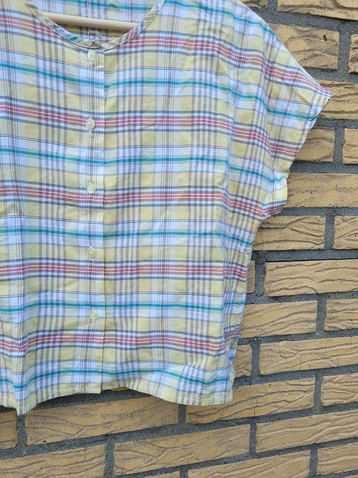 🧺 Cottage Check - vintage butteryellow blouse - size M