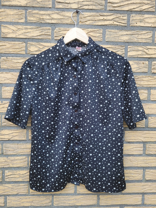 🖤 Wildflower Silhouette - vintage black blouse with flower pattern - size M