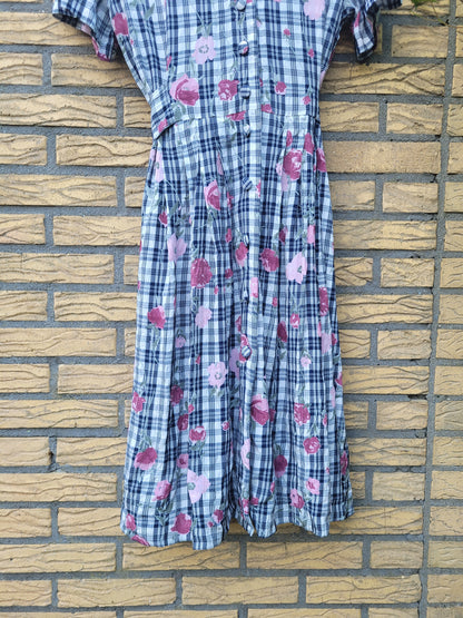 🌷 Pink Petals & Plaid - vintage plaid dress with flower pattern - size M/L