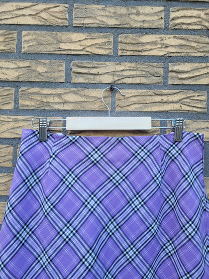 💜 Lavender Dreams - vintage purple skirt - size M/L
