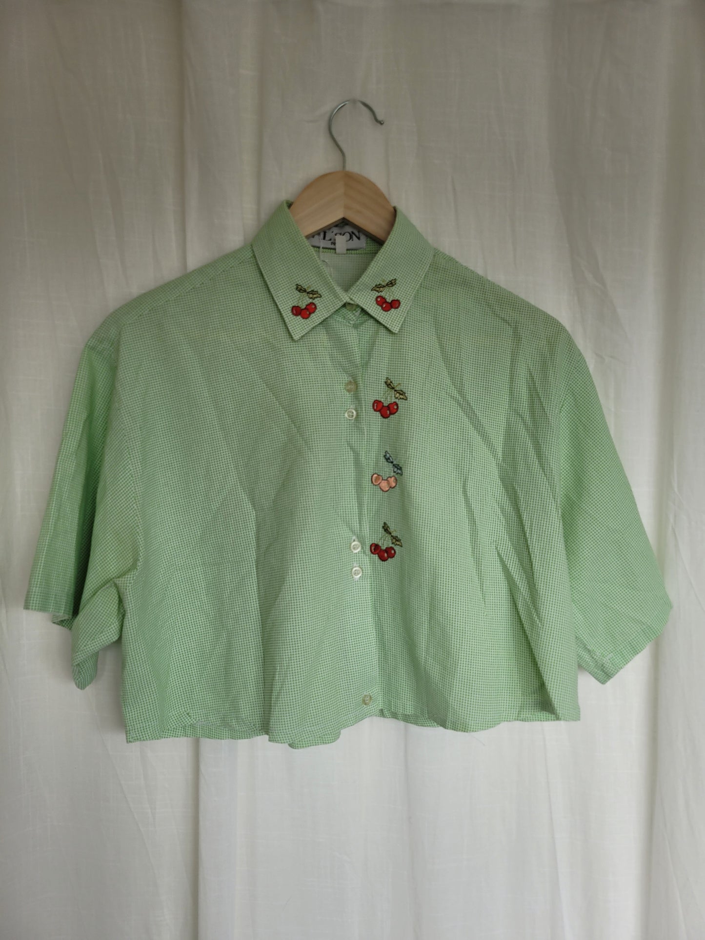 🍒 Cherry, Cherry, Baby - cropped gingham blouse with embroidered cherries - size M/L