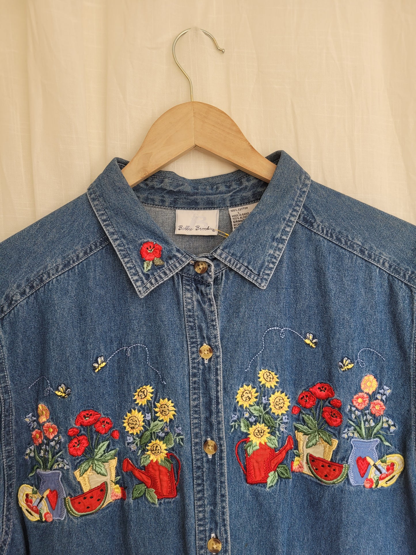 🍉 The Gardener's Favourite - vintage denim shirt with embroidered details - size L