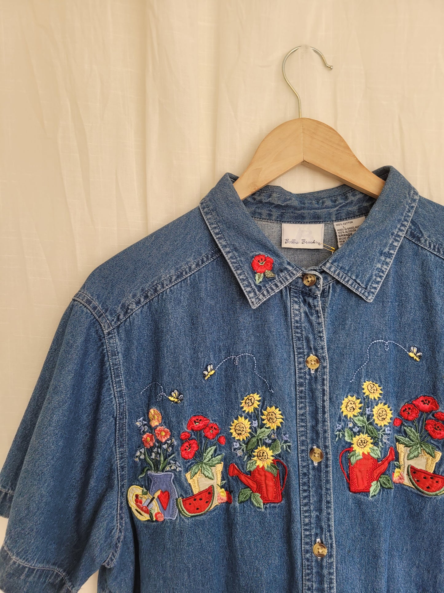 🍉 The Gardener's Favourite - vintage denim shirt with embroidered details - size L