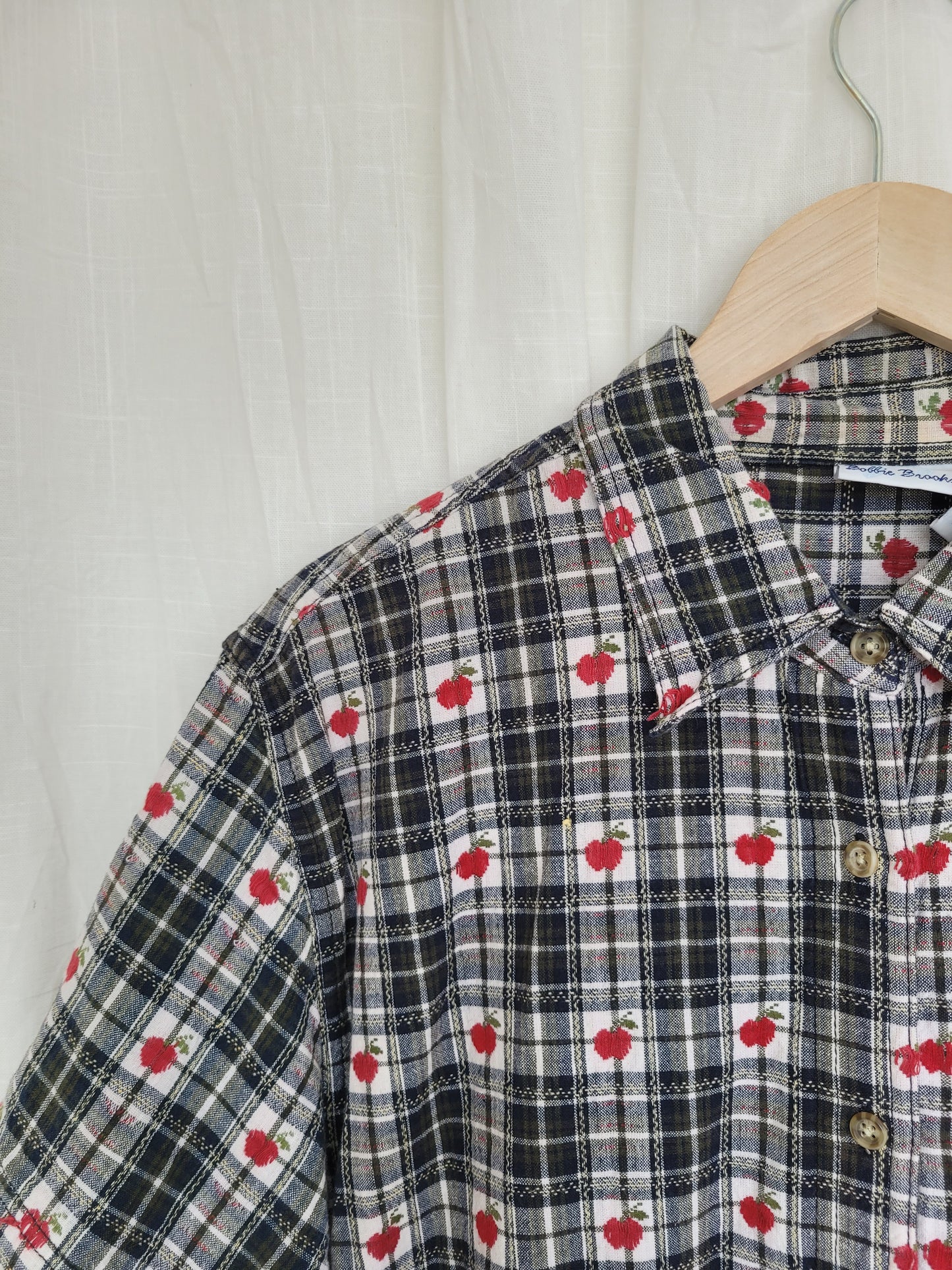 🍎 An Apple a Day... - vintage checked blouse with apple pattern - size XL