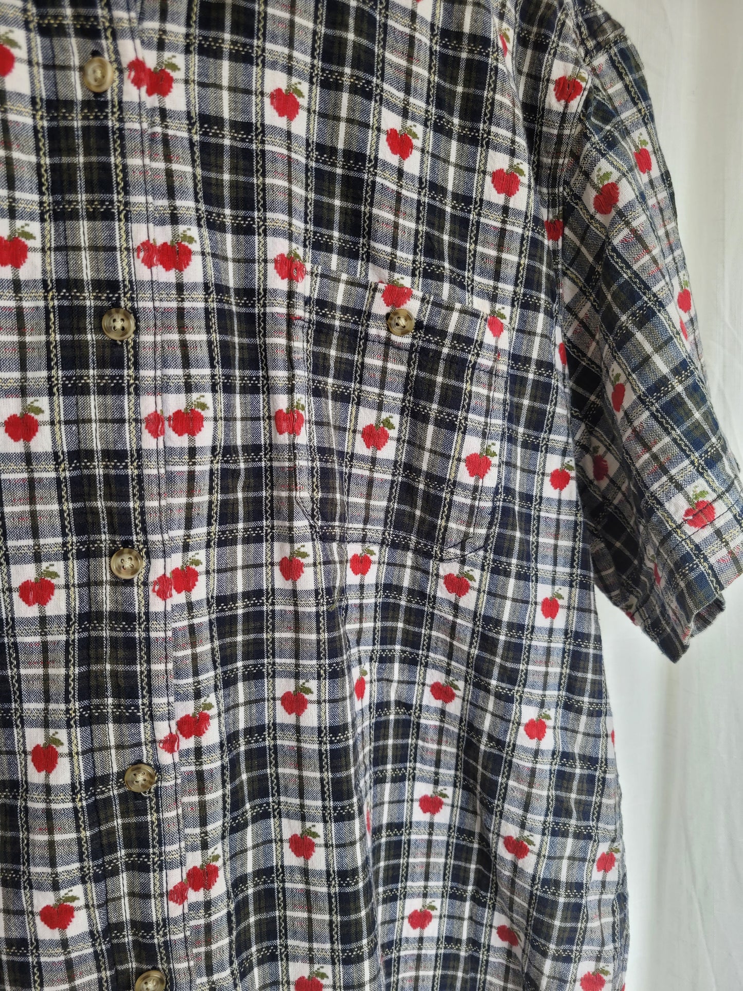🍎 An Apple a Day... - vintage checked blouse with apple pattern - size XL