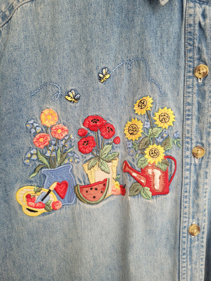 🍉 A Very Busy Garden - vintage light blue denim blouse with embroidered details (Perfectly Imperfect) - size XL