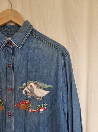 🍎 Freshly Picked - vintage denim shirt with embroidered harvest details - size M/L