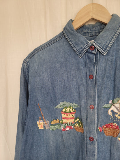 🍎 Freshly Picked - vintage denim shirt with embroidered harvest details - size M/L