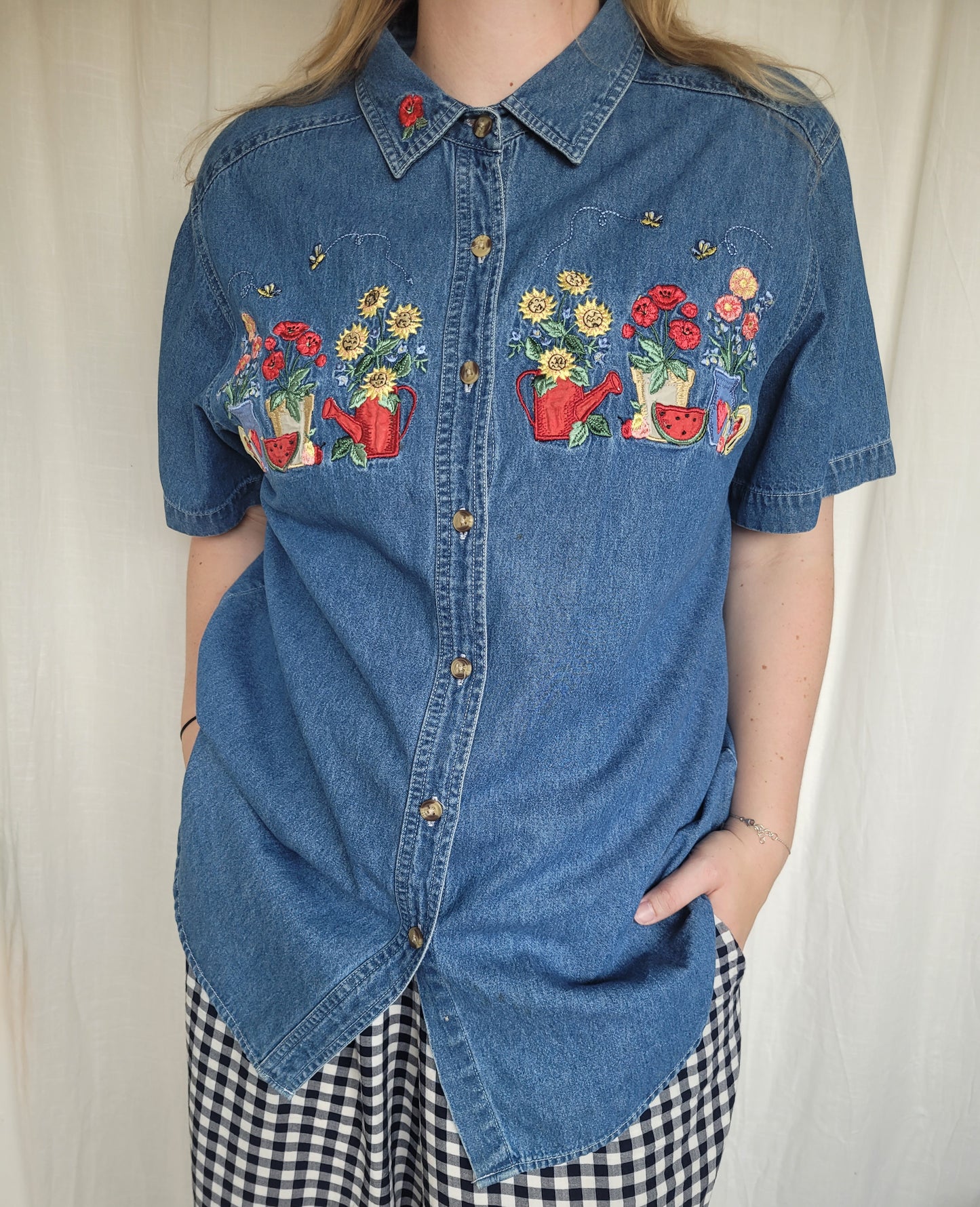 🍉 The Gardener's Favourite - vintage denim shirt with embroidered details - size L