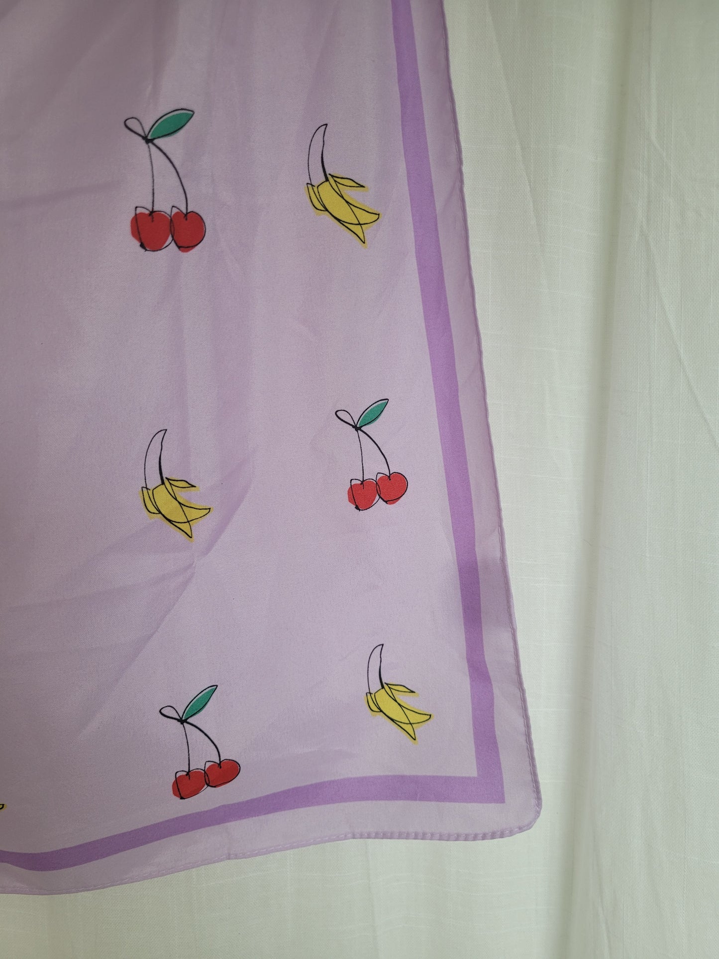 🍌 Fruit Basket Daydream - vintage Marc Jacobs scarf