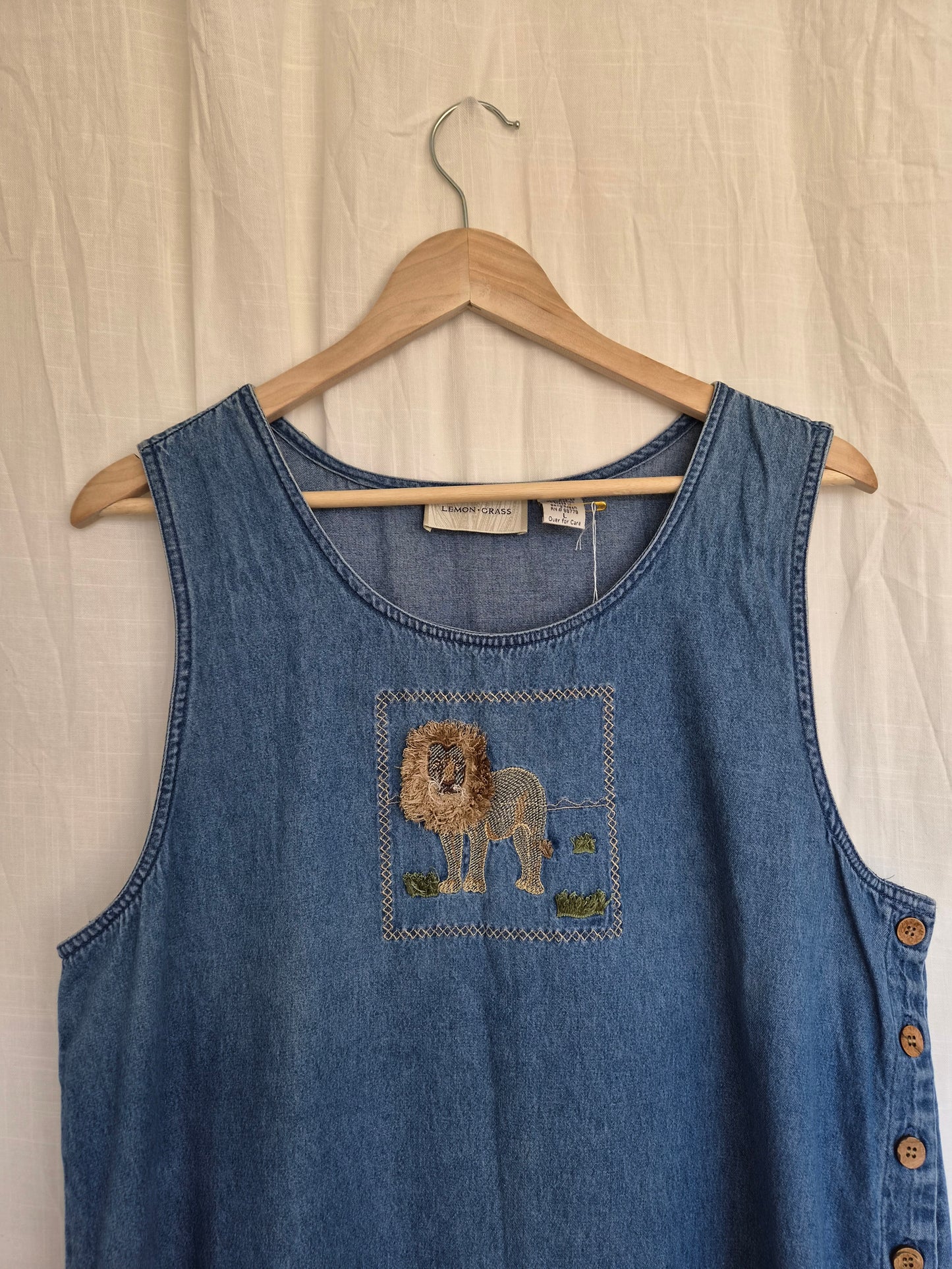 🦁The Lion's Pride - vintage long denim dress with embroidered lion (Perfectly Imperfect) - size L/XL