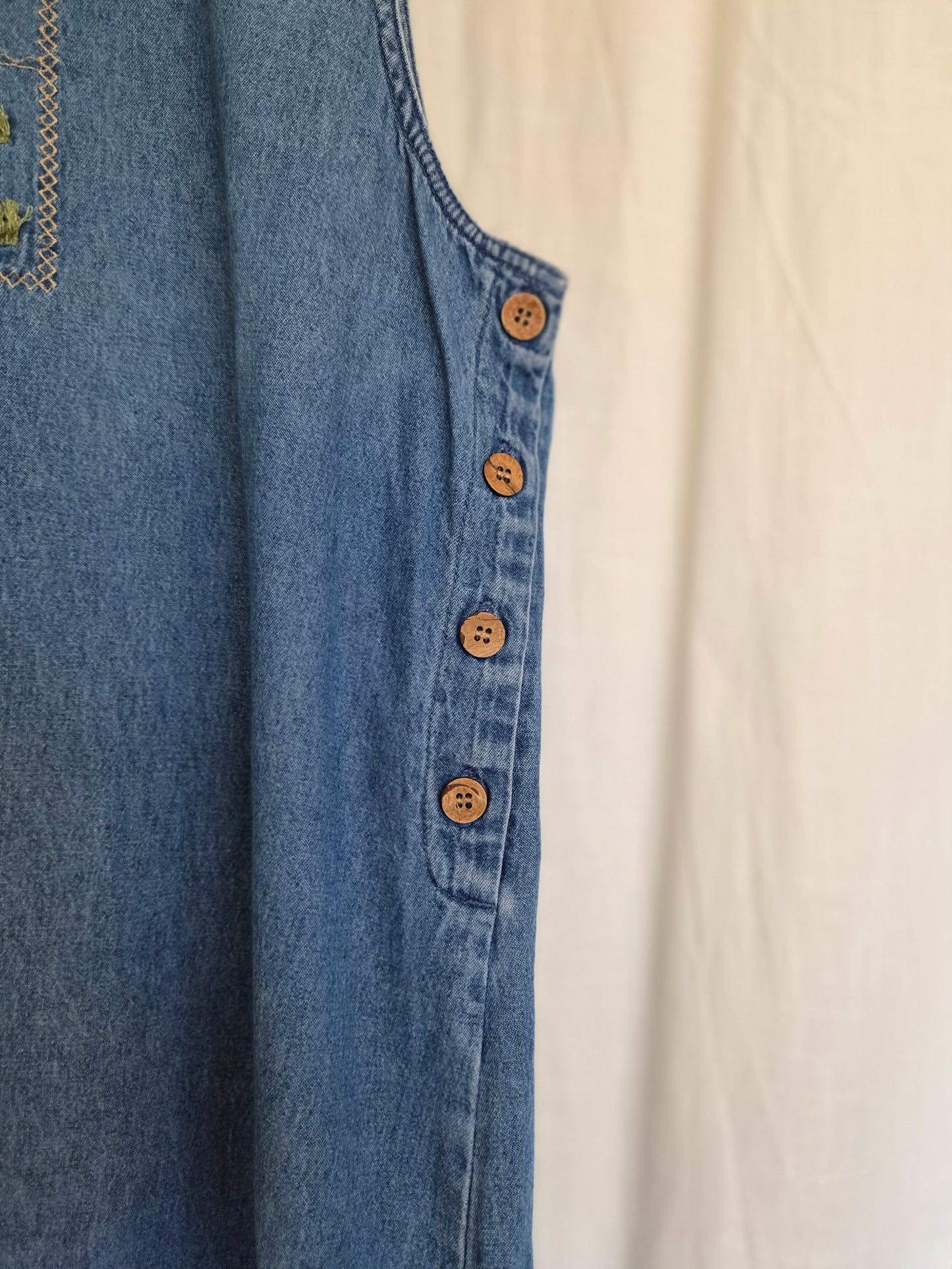 🦁The Lion's Pride - vintage long denim dress with embroidered lion (Perfectly Imperfect) - size L/XL