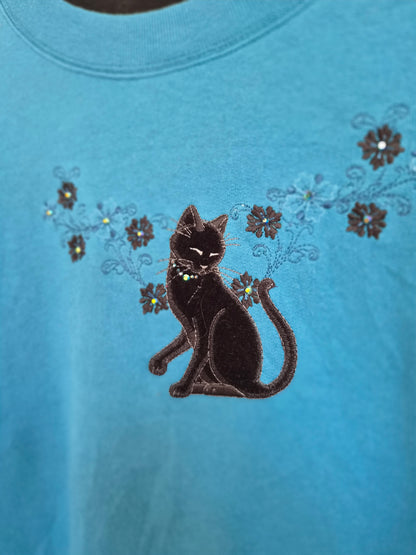 🐈‍⬛ Nine Lives & Wildflowers - vintage blue crewneck sweater with embroidered black cat (Perfectly Imperfect) - size L