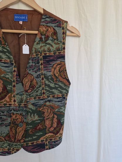 🐻 The Bears of Pine Hollow - vintage tapestry gilet with bear patterns - size S