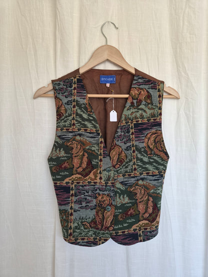 🐻 The Bears of Pine Hollow - vintage tapestry gilet with bear patterns - size S