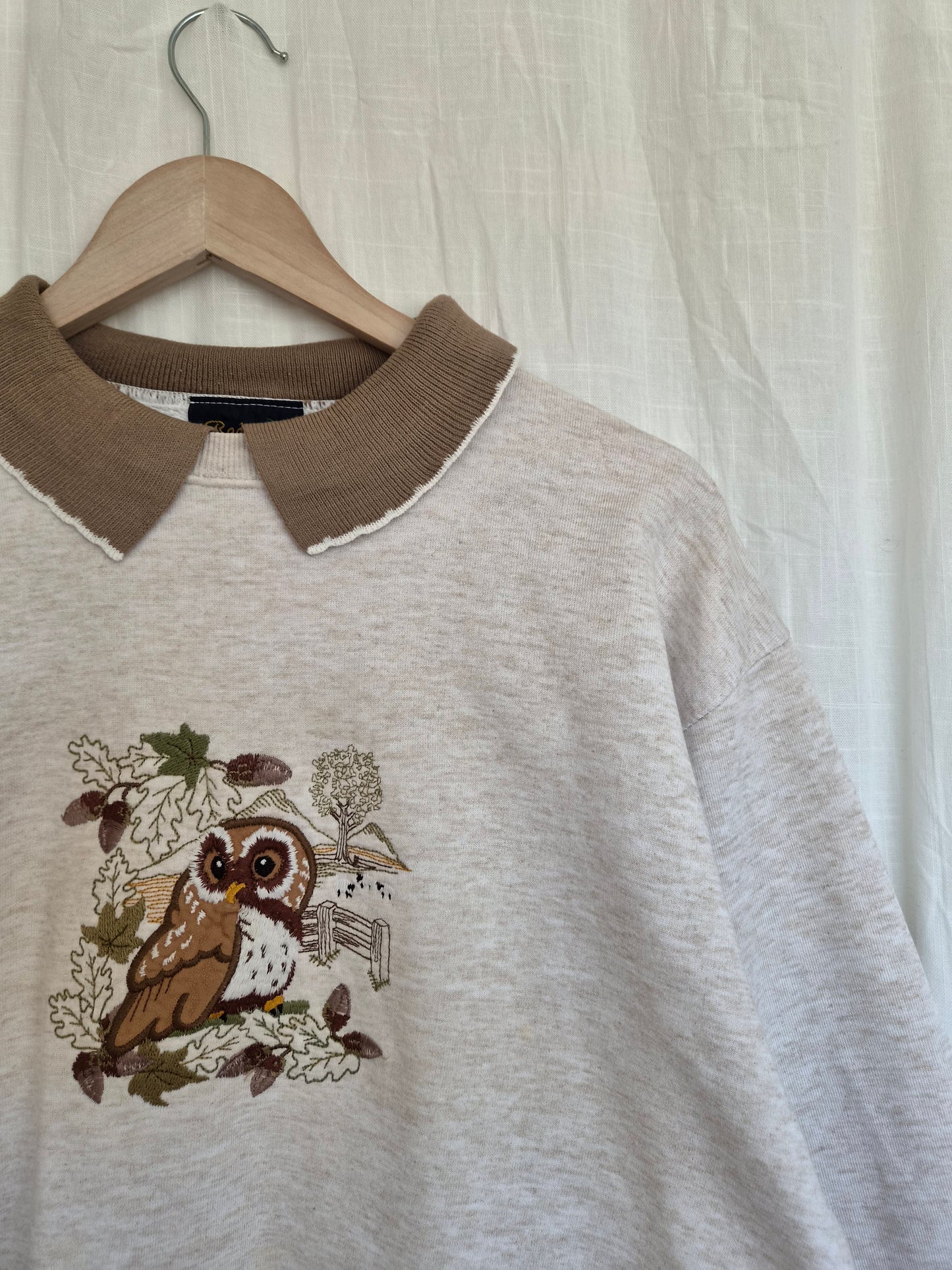 🦉 Wise Eyes - vintage crewneck sweater with embroidered owl (Perfectly Imperfect) - size M