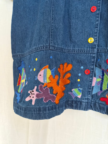 🐠 A School of Tiny Wonders - vintage dark blue boxy denim shirt with embroidered fish - size M/L