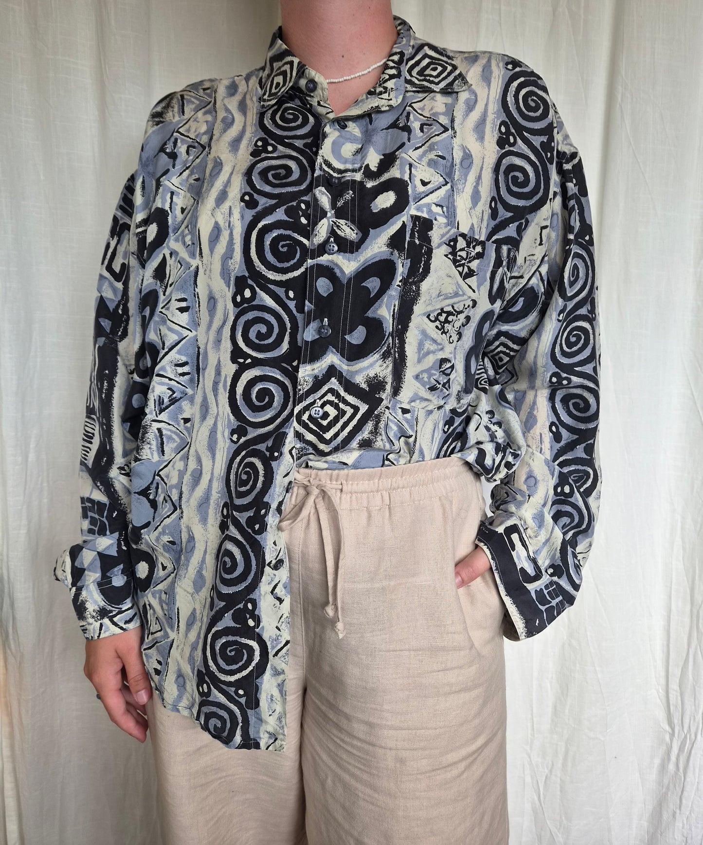 🌊 Silky Waves - vintage silk shirt with different patterns - size L (men's sizing)