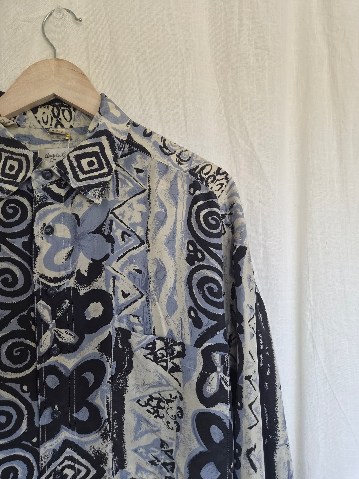 🌊 Silky Waves - vintage silk shirt with different patterns - size L (men's sizing)