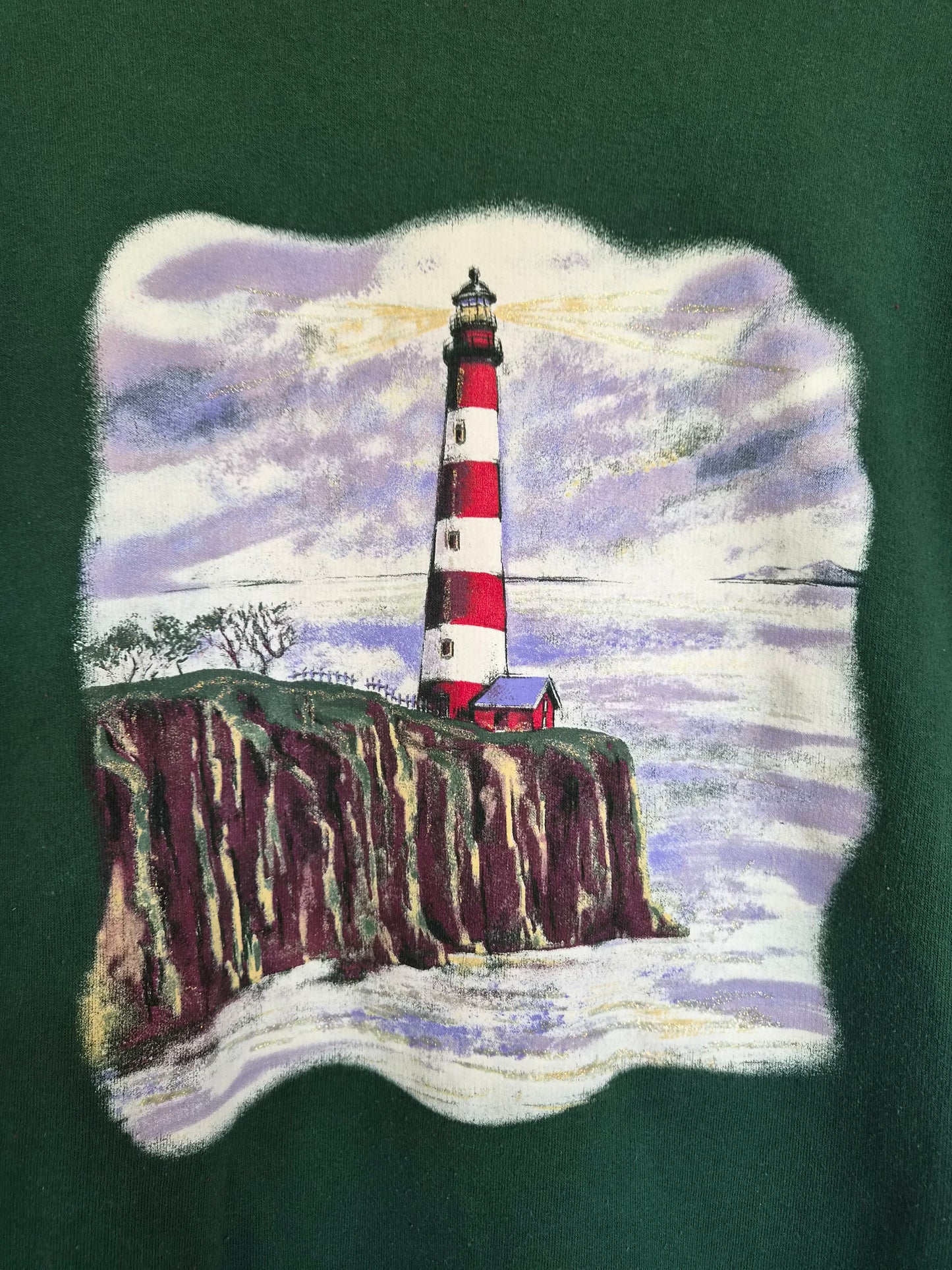 🪨 Keeper of the Coast - green vintage crewneck sweater with lighthouse on a cliff - size M/L