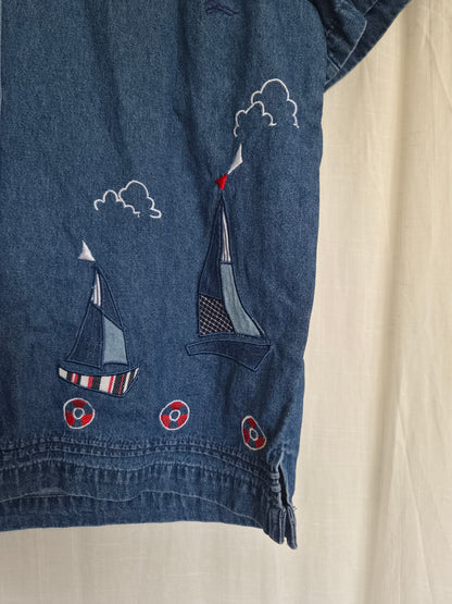 ⛵ A Little Voyage - vintage denim shirt with embroidered boats - size S/M